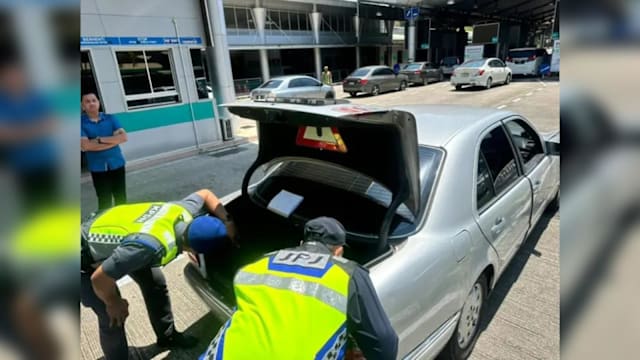 涉走私汽油到邻国 马国三男被捕