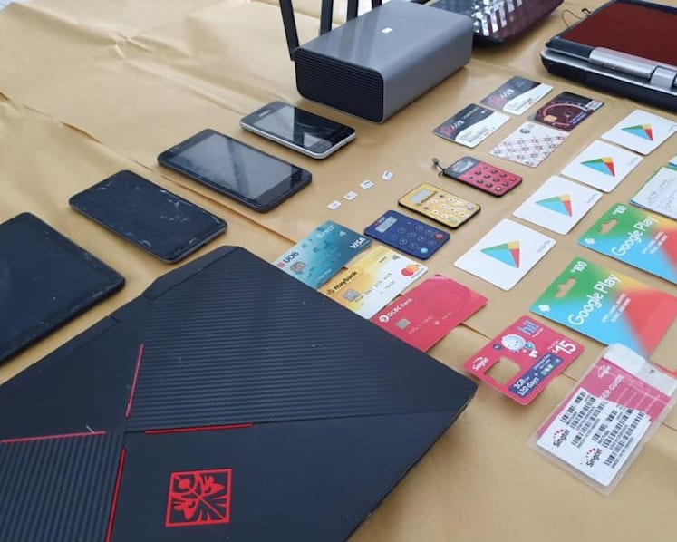 Mother and son arrested for alleged involvement in series of USS, concert ticket scams worth over S$110,000