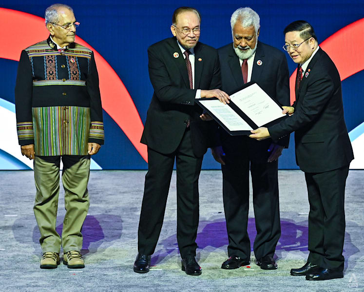 Courage to forge new partnerships, foresight to deepen current ones crucial for ASEAN amid rising protectionism: Anwar