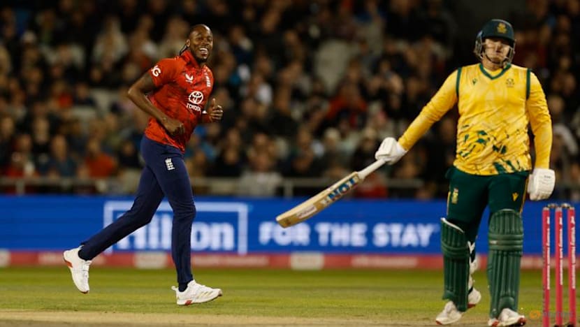 Salt smashes century as England break records in huge T20 win over South Africa