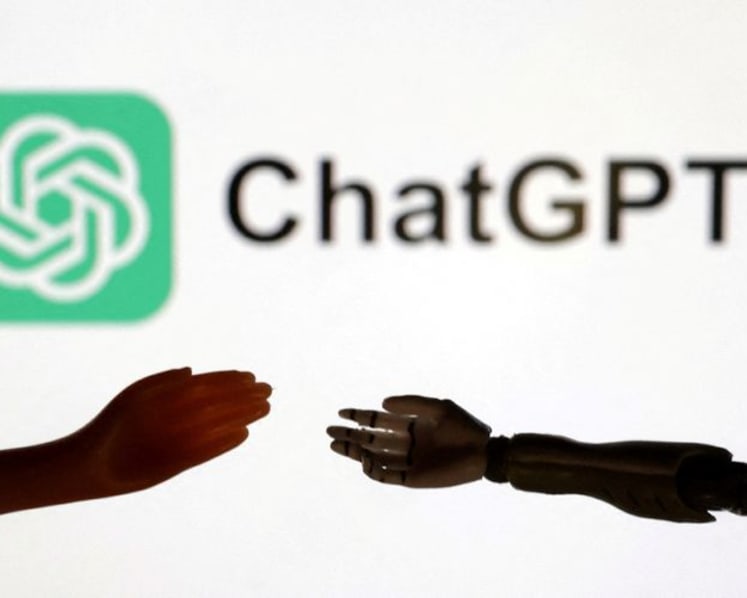 Commentary: ChatGPT is now better than ever at faking human emotion and behaviour