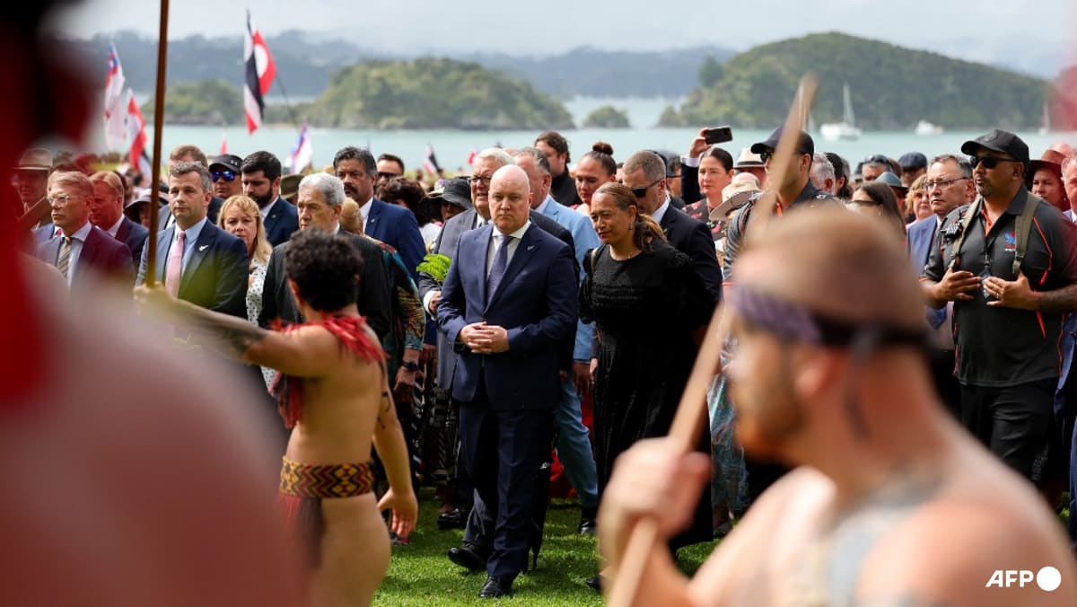 New Zealand PM heckled by Maori at national day gathering
