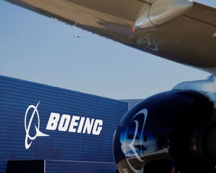 Boeing gets 15 Dreamliner aircraft order from Kazakhstan's Air Astana 