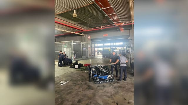 包裹注明“乱丢会爆炸” 马国机场发生“诈弹”惊魂