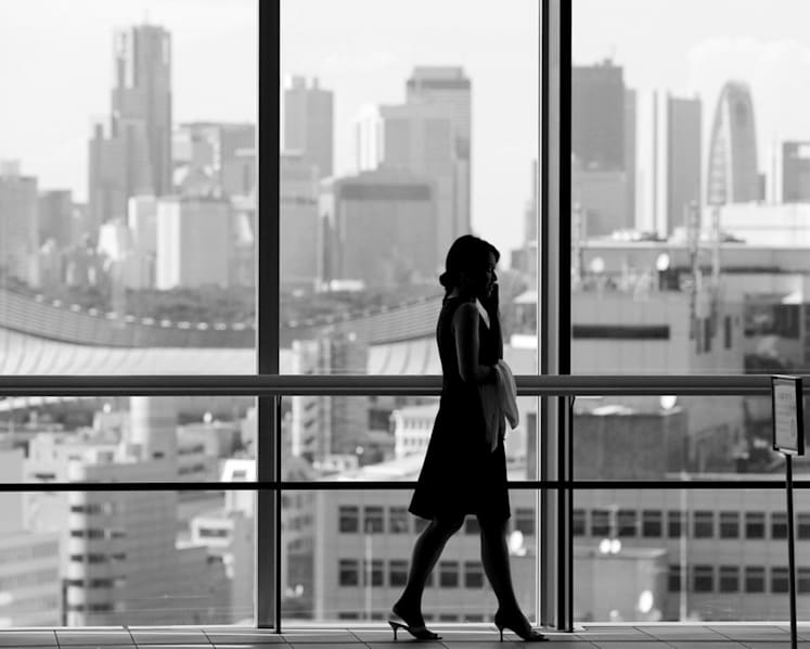It’s time to limit personal use of mobile phones during work