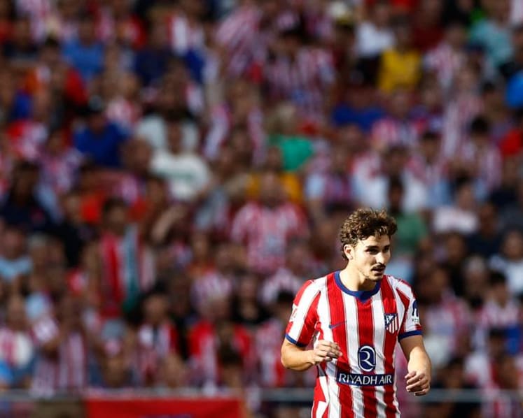 Giuliano rescues Atletico as Alvarez jeered in Villarreal draw