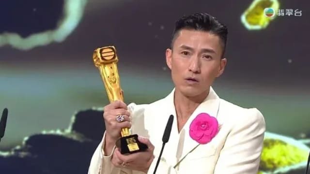 【万千星辉颁奖典礼2022】陈山聪首夺视帝！