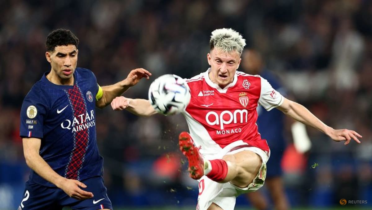 PSG lose at home to open Ligue 1 title race