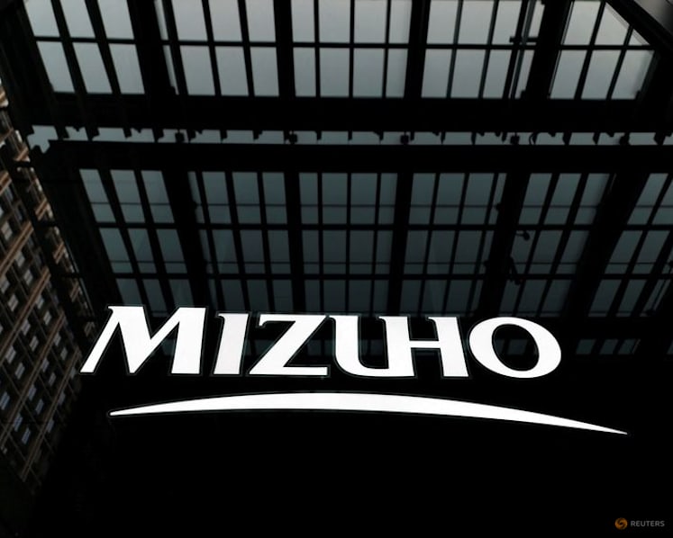 Mizuho posts 45% jump in first-quarter profit, raises annual forecast