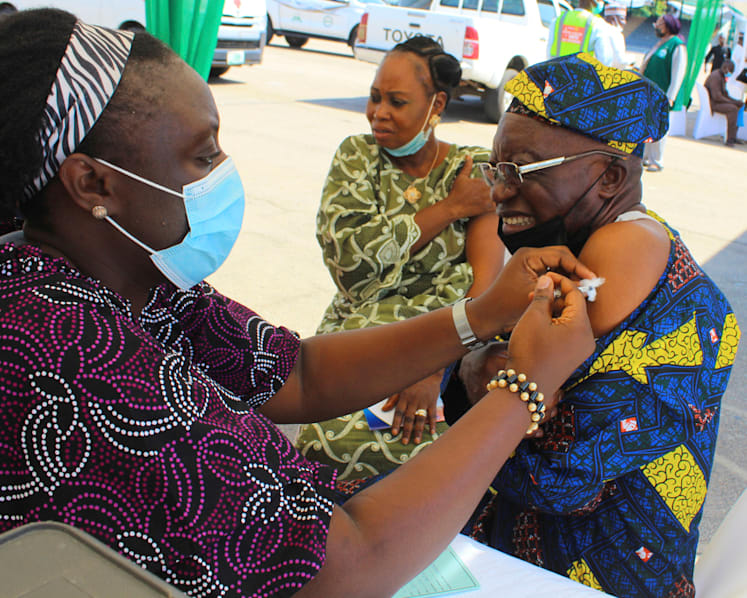Commentary: Omicron shows why we need to get low-income countries vaccinated