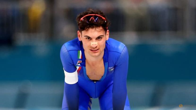 Speed skating-Lorello hails Italian crowd as Olympic hosts shine on Sunday