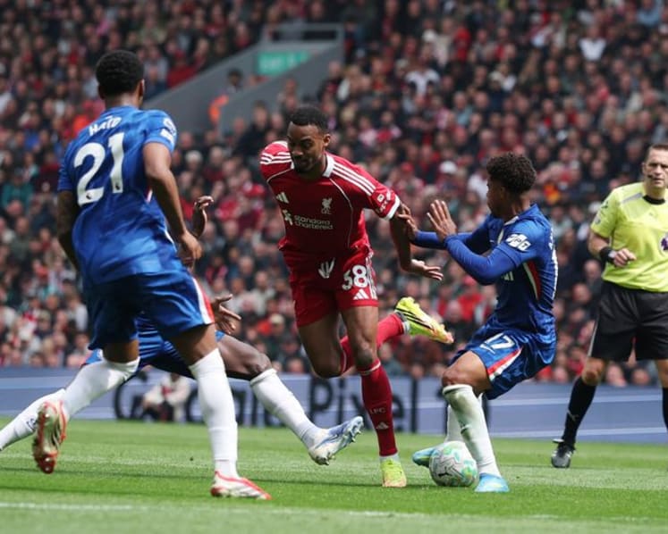 Chelsea end six-game losing run with 1-1 draw at Liverpool