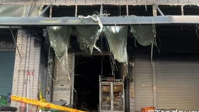 疑电动摩托爆炸导致起火 高雄夺命火酿四死一危殆