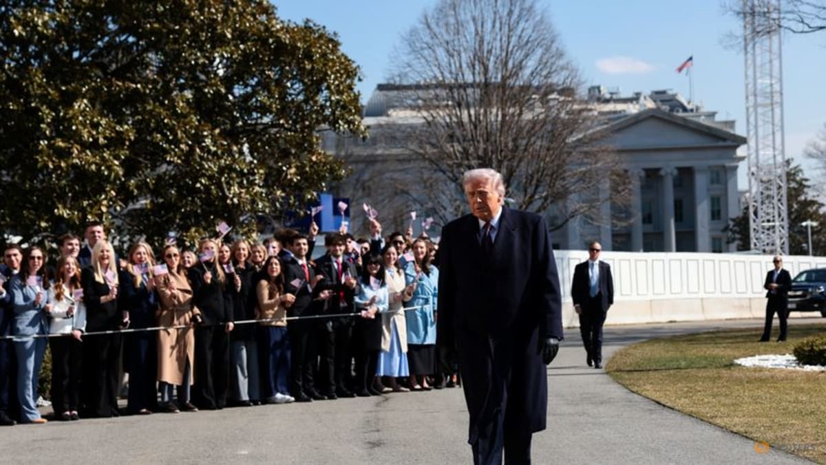 The Legislative Tug-of-War: Analyzing the Intersection of Technology, Trust, and Governance in the U.S.