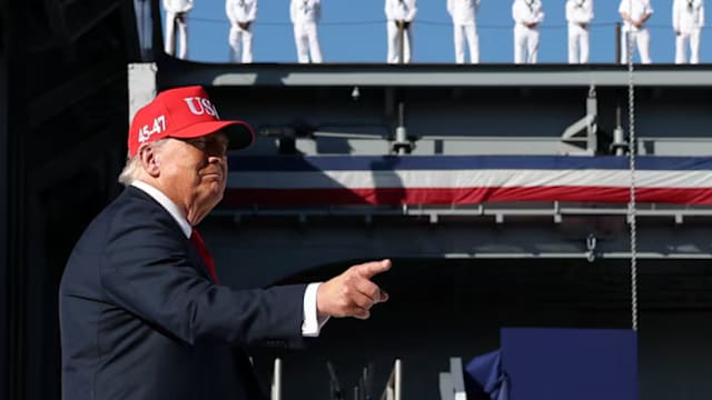 特朗普称美军再度打击委内瑞拉外海贩毒船只