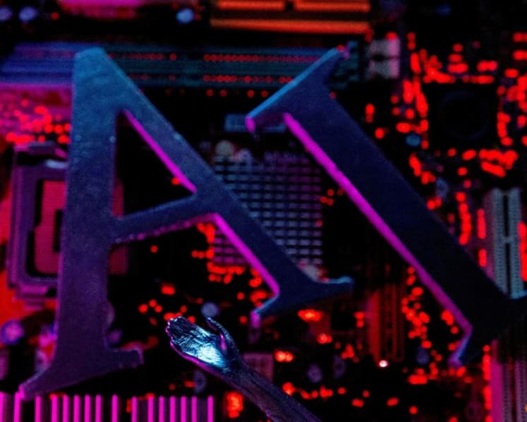 Vista Equity Partners and Intel to lead investment in AI chip startup SambaNova, sources say