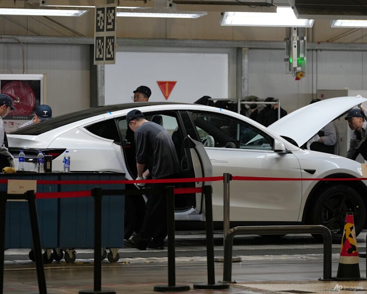 Tesla and others begin record vehicle recall in China