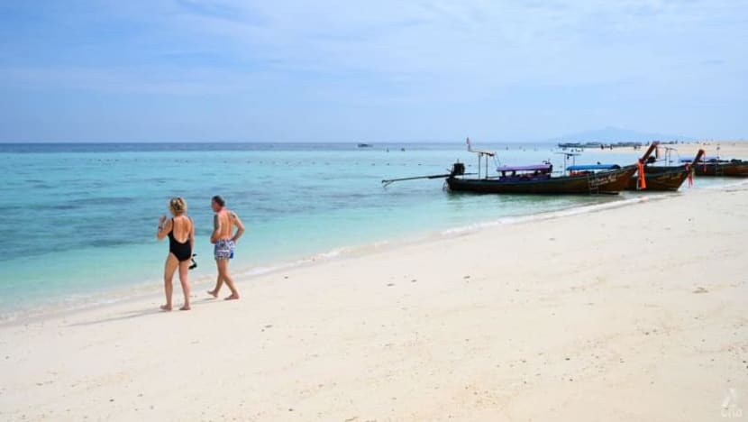 Thailand longgar sekatan COVID-19 terhadap pelawat asing mulai 1 Mac