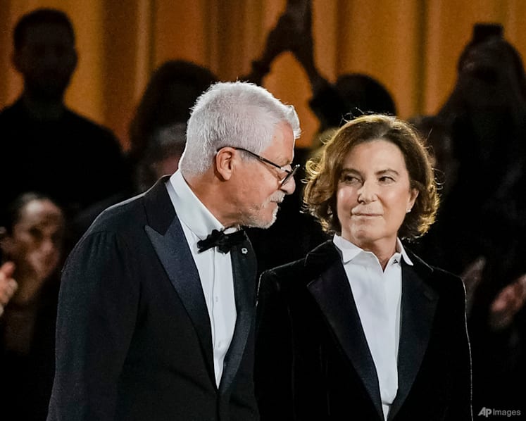 Armani fashion group appoints new board to guide company after designer's death