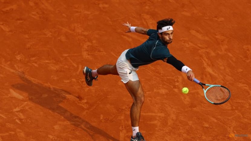 Alcaraz bludgeons Paul to reach French Open semis, Swiatek to face Sabalenka