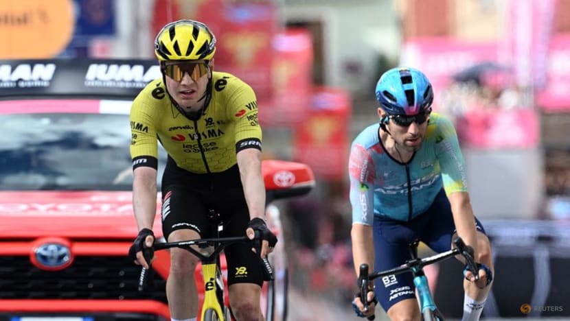 Emotional Ulissi revels in pink jersey after ending Italy's Giro drought