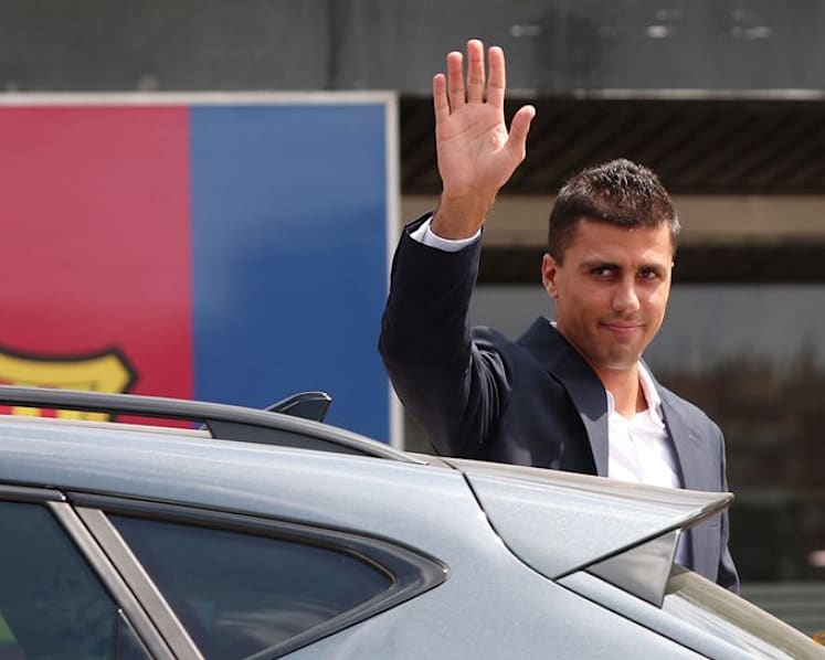 Barca sign Rodri from Man City on contract until June 2030
