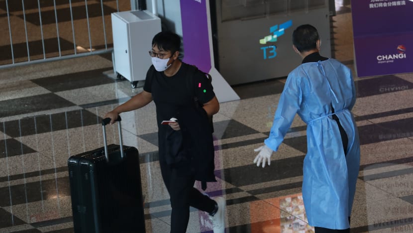 Covid-19: More tests for VTL travellers arriving in S’pore among new border measures to contain Omicron risk