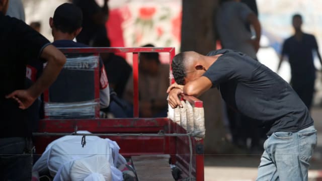 以色列昨日持续轰炸卡萨地带 至少44人死亡
