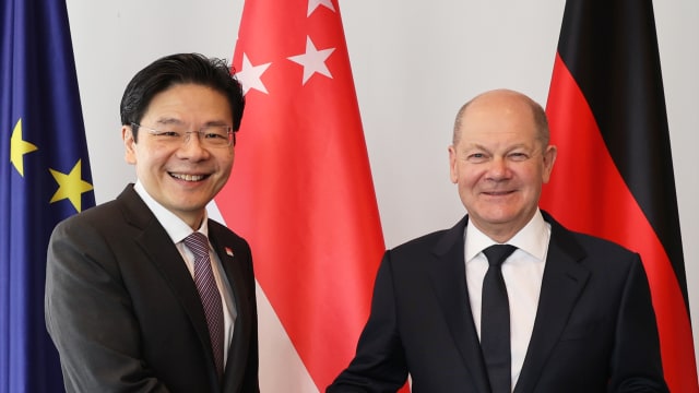 我国和德国探讨把关系提升为战略伙伴关系