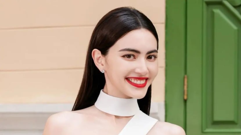 'Pedasnya amazing': Bintang film horor Pee Mak akui ketagihan makan seblak 'Pedasnya amazing': Bintang film horor Pee Mak akui ketagihan makan seblak