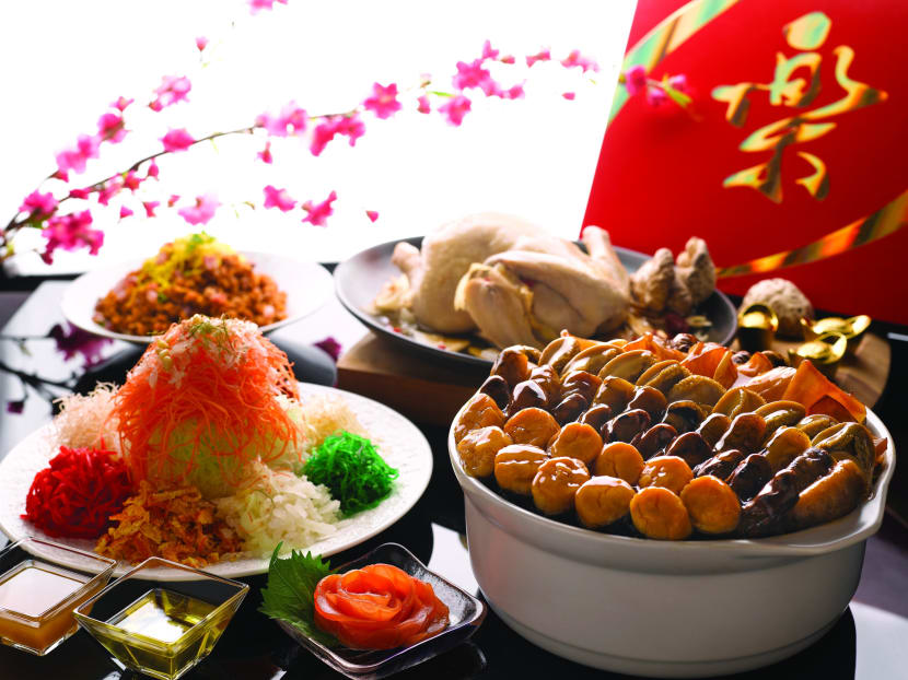 CNY takeaway reunion dinner menus