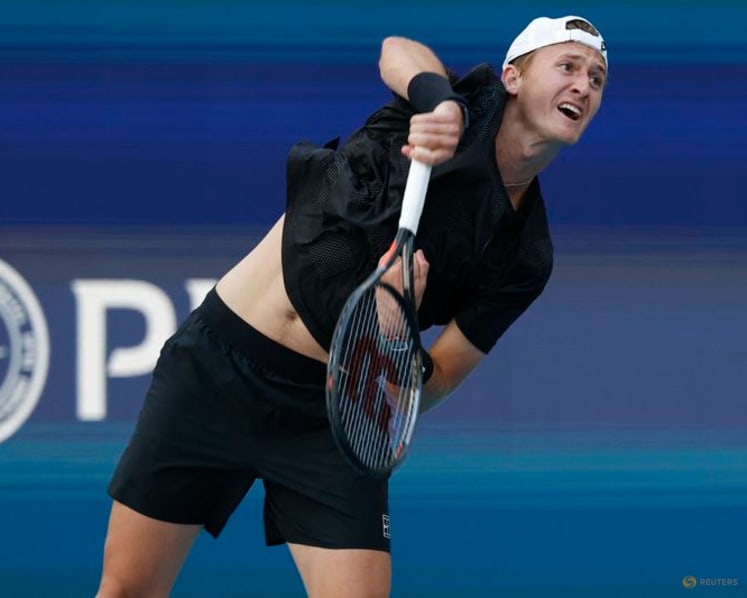 Alcaraz stunned by Korda at Miami Open