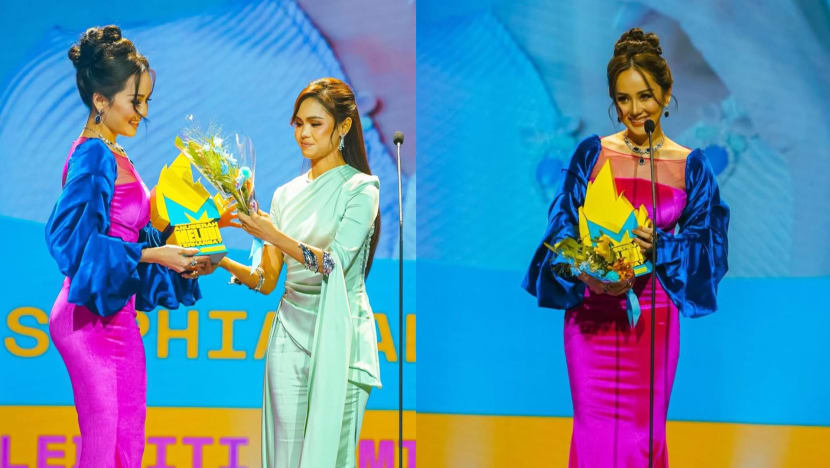melodi_awards_bella_astillah_sophia_albarakbah.jpg melodi_awards_bella_astillah_sophia_albarakbah.jpg