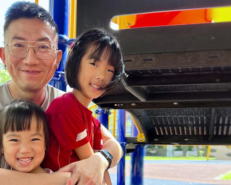 This stay-at-home-dad of two gave up his job to support his wife’s dream of succeeding as a hawker