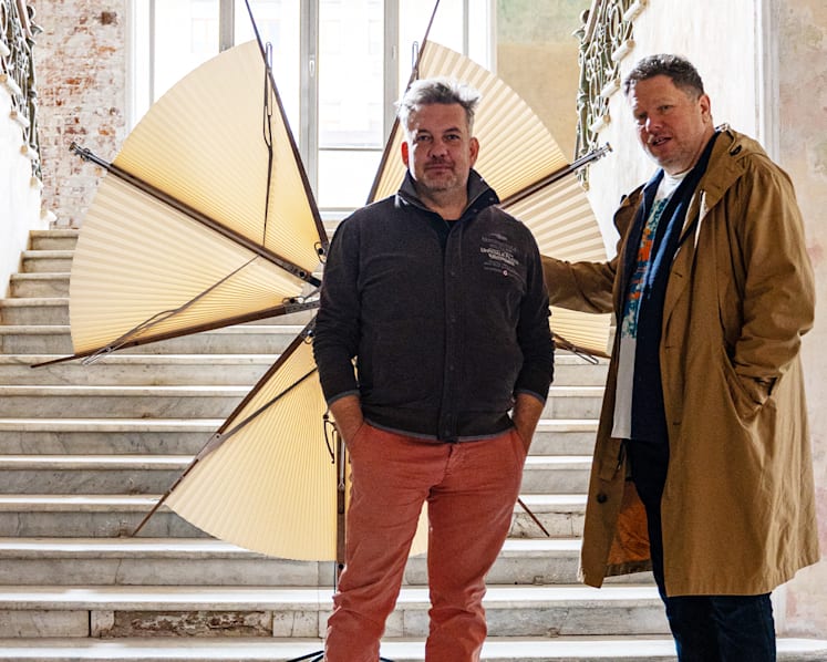 Ukrainian artists Smith & Winken debuted their kinetic sculptures in ART SG 2024, thanks to The Hour Glass and MB&F