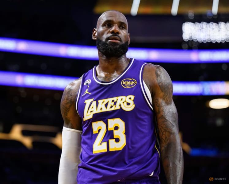 NBA-LeBron James joining Philadelphia 76ers for title shot in 'last decision'