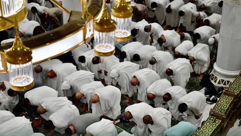Solat tarawih pertama Ramadan: Suasana kerohanian, perkhidmatan bersepadu di Masjidil Haram