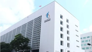 வேலையிடத்தில் விதிமீறல் - 5 பேருக்கு அபராதம்