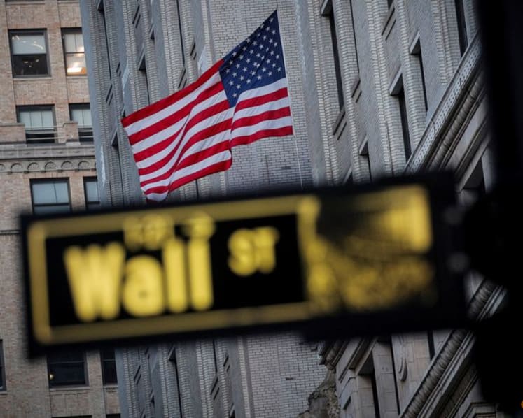 Analysis:Financial firms to feel outsized impact from Trump's H-1B overhaul