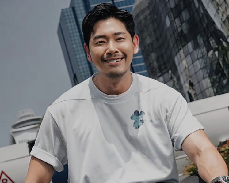 Actor Romeo Tan on experiencing middle child syndrome while growing up Actor Romeo Tan on experiencing middle child syndrome while growing up