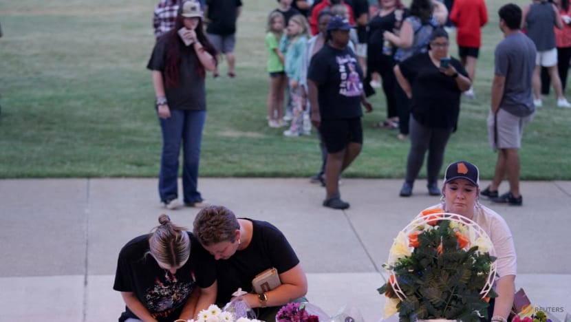 Georgia high school student, 14, kills 4 and wounds 9 in shooting Georgia high school student, 14, kills 4 and wounds 9 in shooting