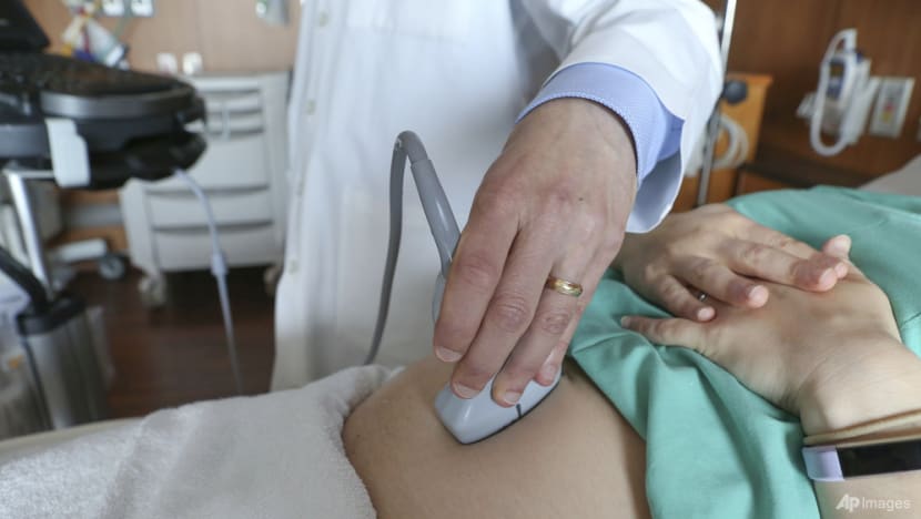 US maternal death rate rose slightly last year, health officials say
