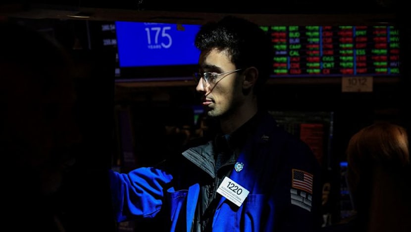 Trading Day: $100 oil looms