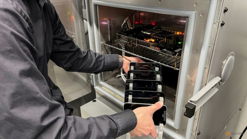 Apple reveals first custom modem chip, shifting away from Qualcomm