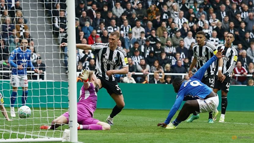 Sunderland stun Newcastle with late Brobbey winner in dramatic Tyne-Wear derby