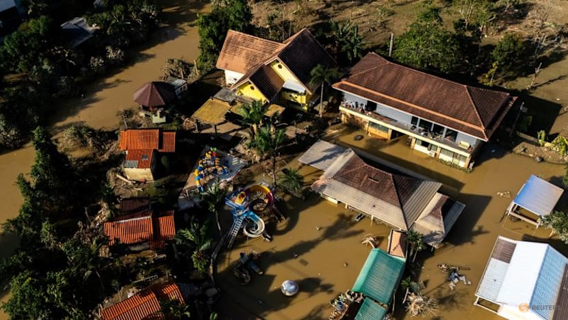 More than 800 Singaporeans safely return from flood-stricken Hat Yai 