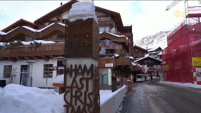 圣诞歌带动瑞士滑雪胜地 成热门打卡地标