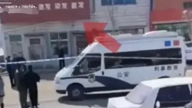 因染发起争执 吉林理发师持菜刀砍死顾客