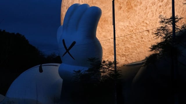  “KAWS:HOLIDAY” 下一站在哪里？