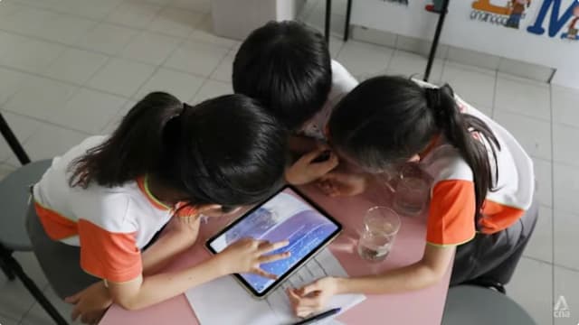 教育部正与学校展开短期研究 及时调整AI教学方式